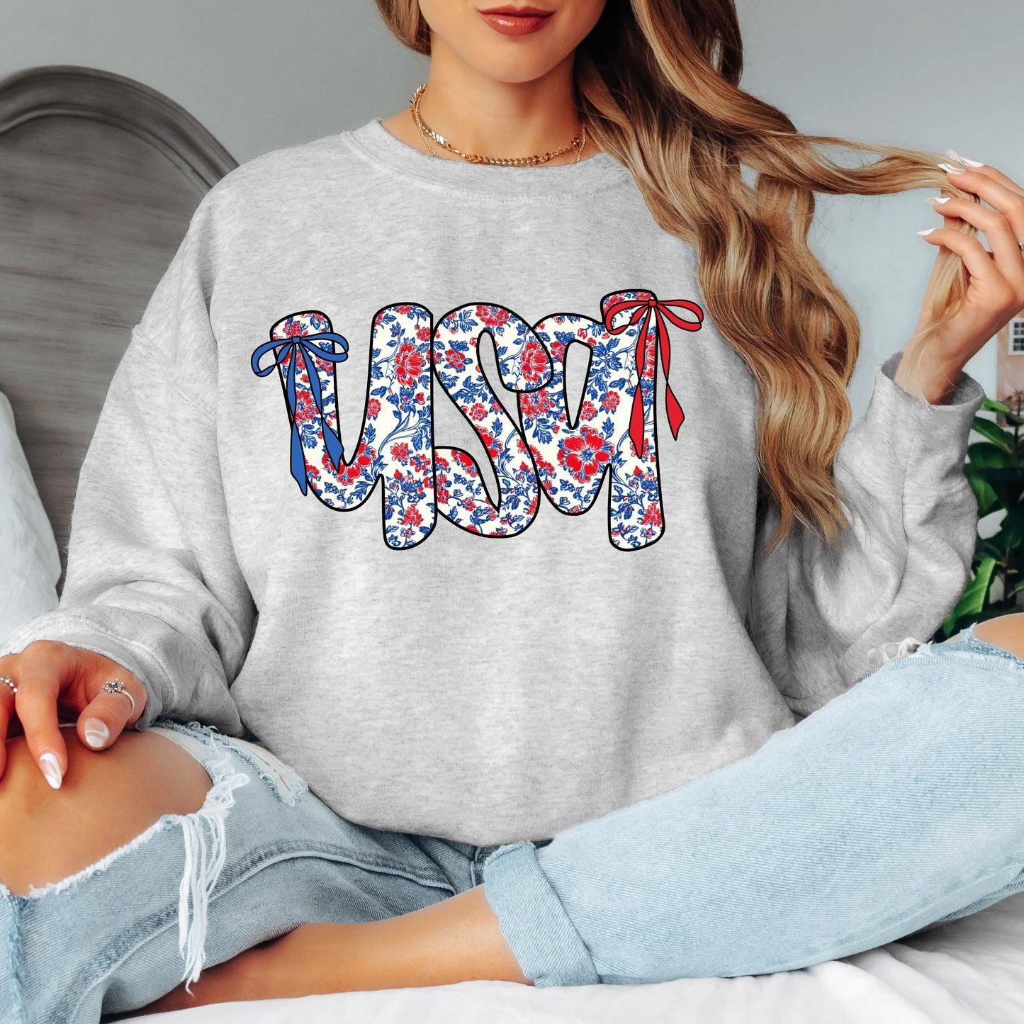 Blooming USA Crewneck